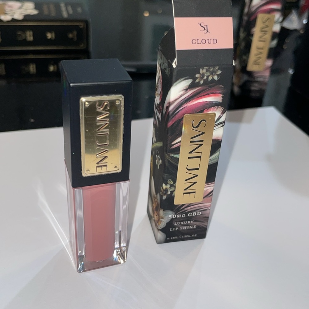 Saint Jane Luxury Lip Shine 50 mg CBD in shade Cloud